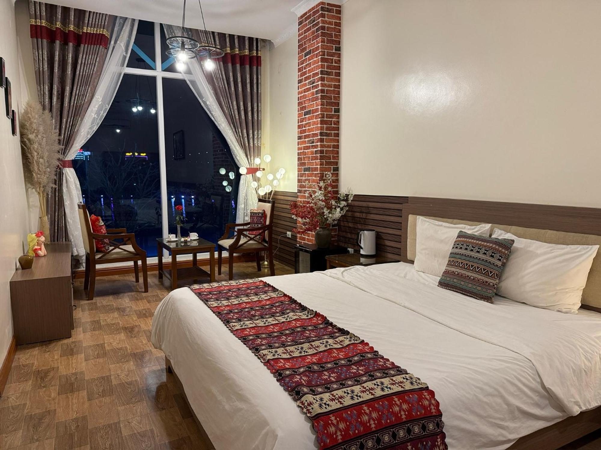 Anh Hong Hotel Ta Lan Than Exterior photo